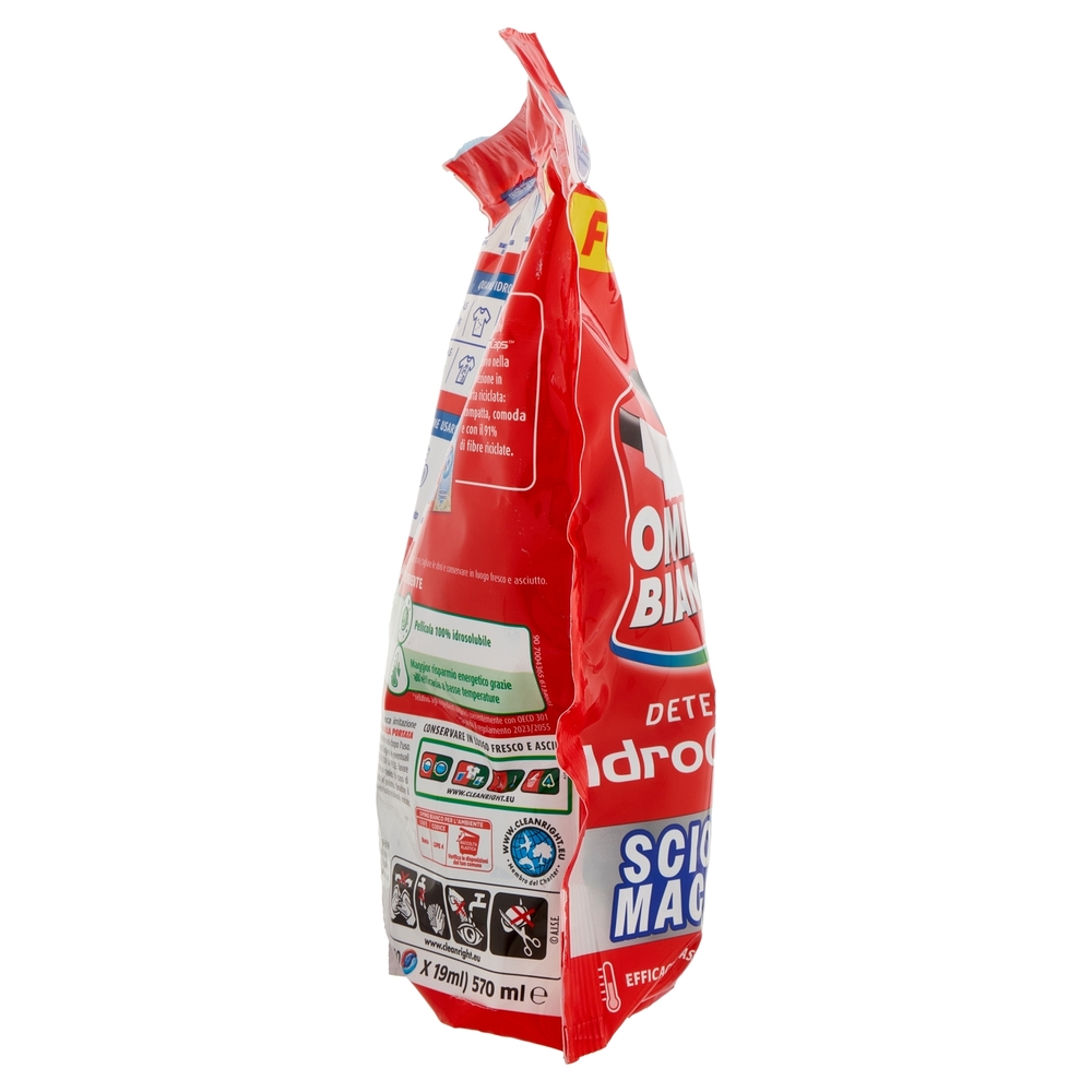 Omino Bianco Detersivo IdroCaps Scioglimacchie Doypack 30 caps 570 ml